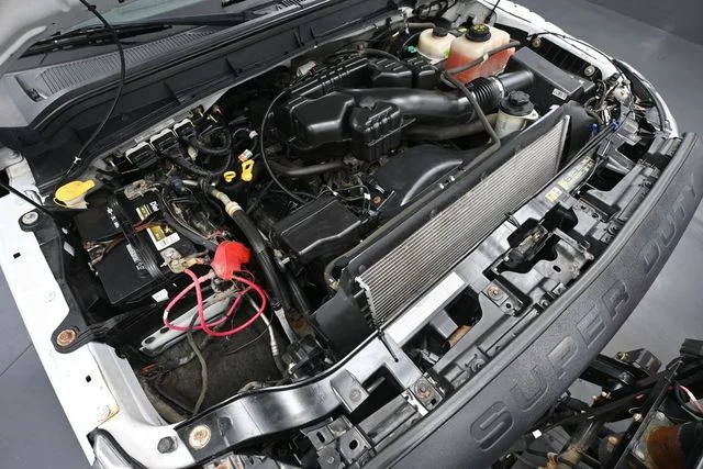 Used 2014 White Ford XL image 41