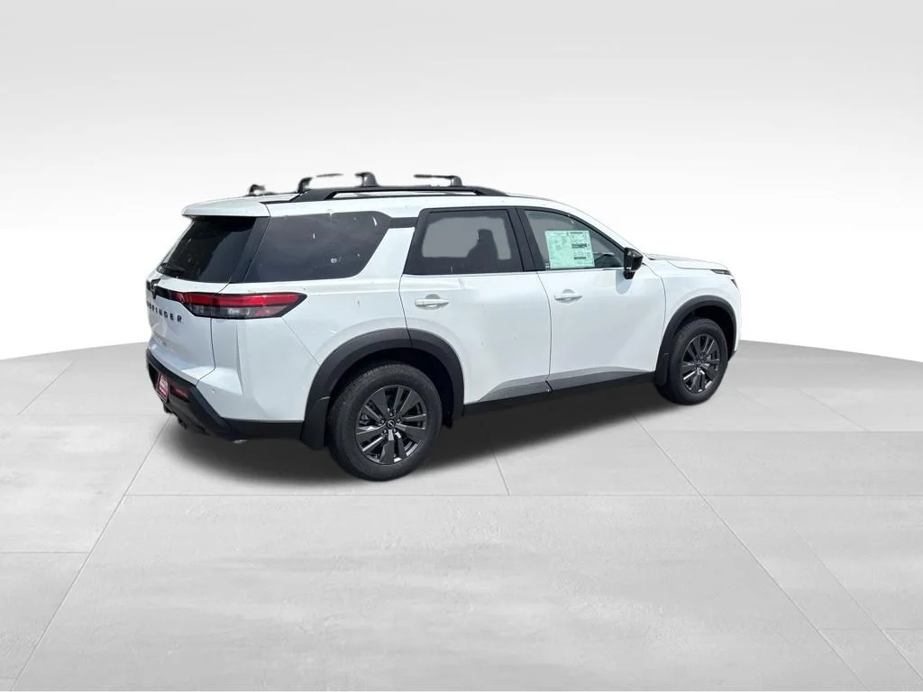 New 2026 Everest White Pearl TriCoat Nissan SV image 4