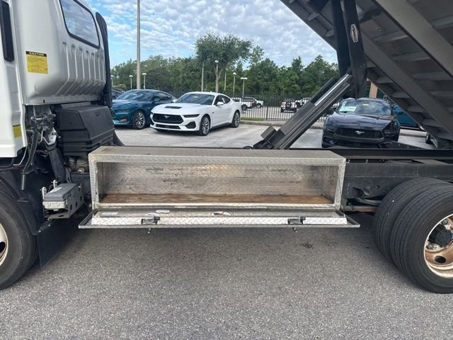 Used 2019 White Isuzu NPR-HD image 16