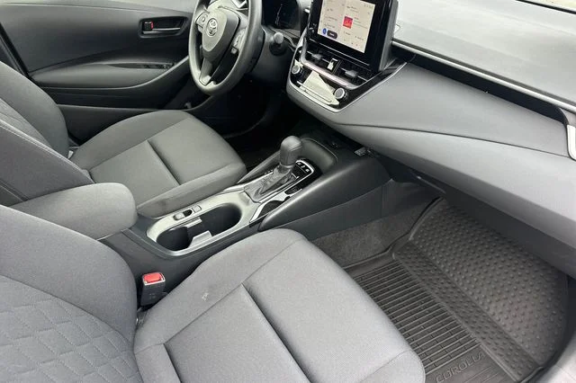 Used 2026 White Toyota LE image 18
