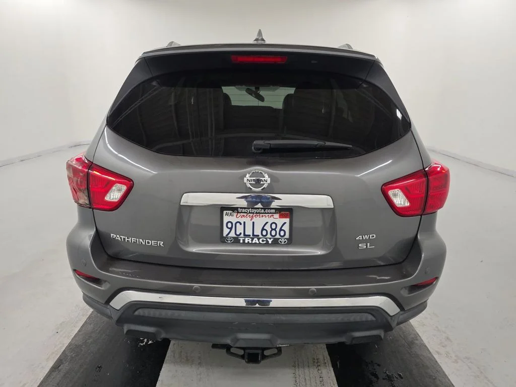 Certified Used 2020 Gray Nissan SL image 3