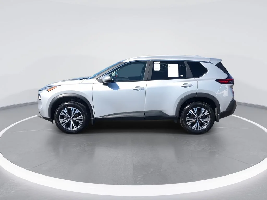 Used 2023 Silver Nissan SV image 5