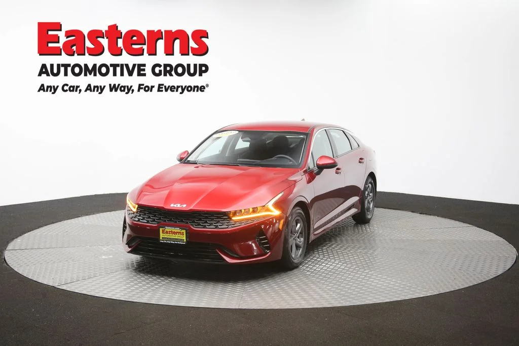 Used 2023 Red Kia LXS image 53
