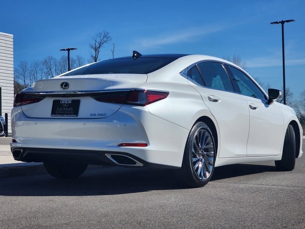 Used 2025 Eminent White Pearl Lexus 350 Ultra Luxury image 22