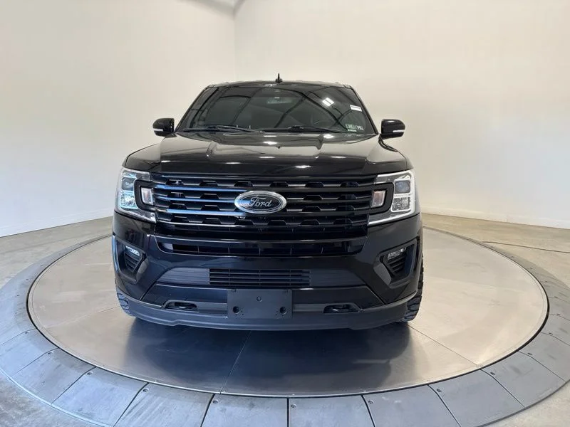 Used 2021 Black Ford XLT image 2