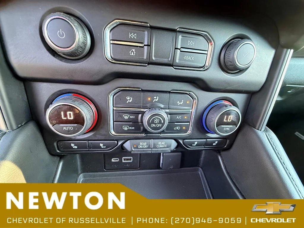 Used 2022 Summit White Chevrolet LT image 10