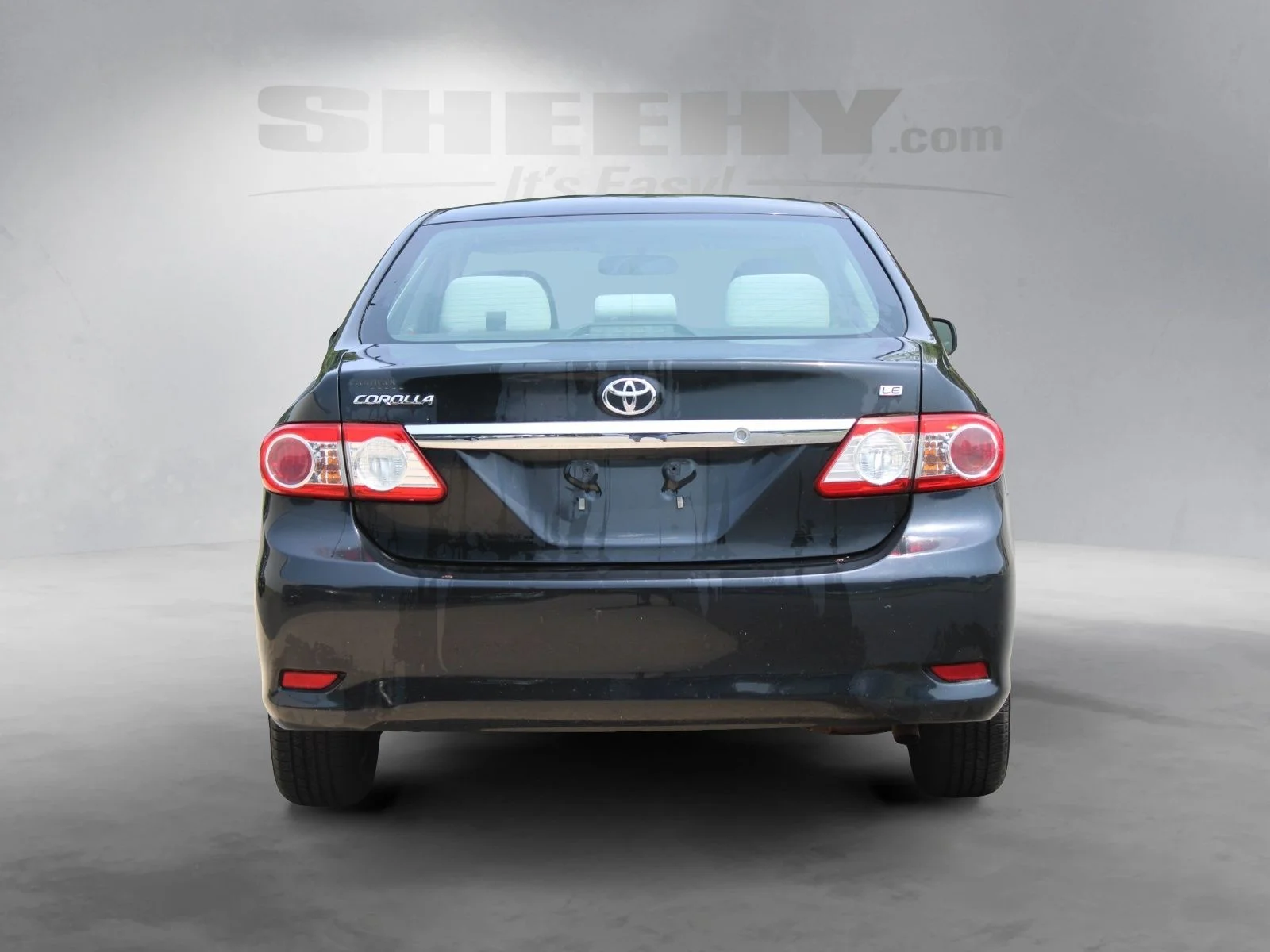 Used 2013 Black Toyota LE image 8