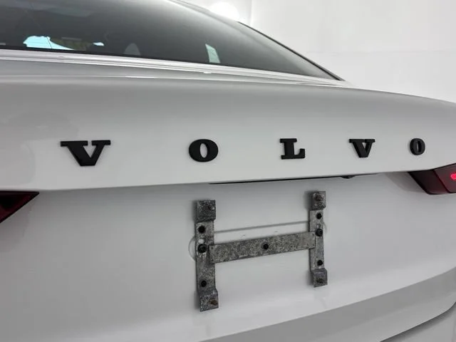 Used 2024 White Volvo Plus Black Edition image 12