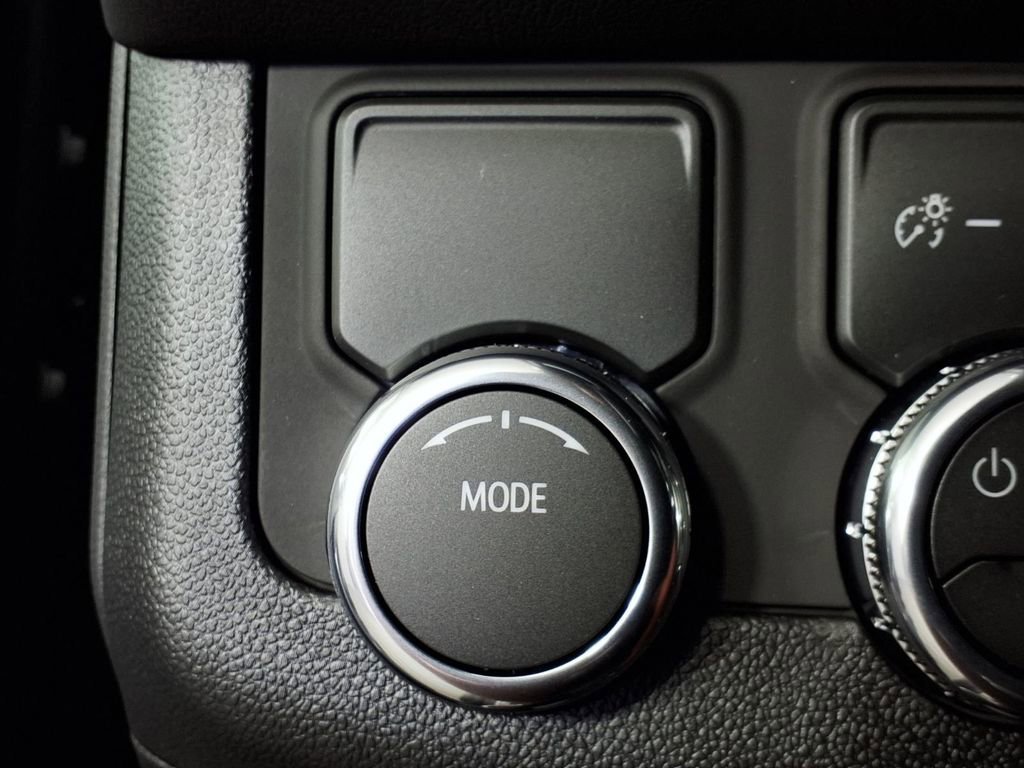 2026 GMC Yukon XL Denali - Photo 21