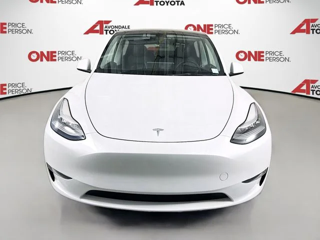 Used 2023  Tesla Long Range image 2