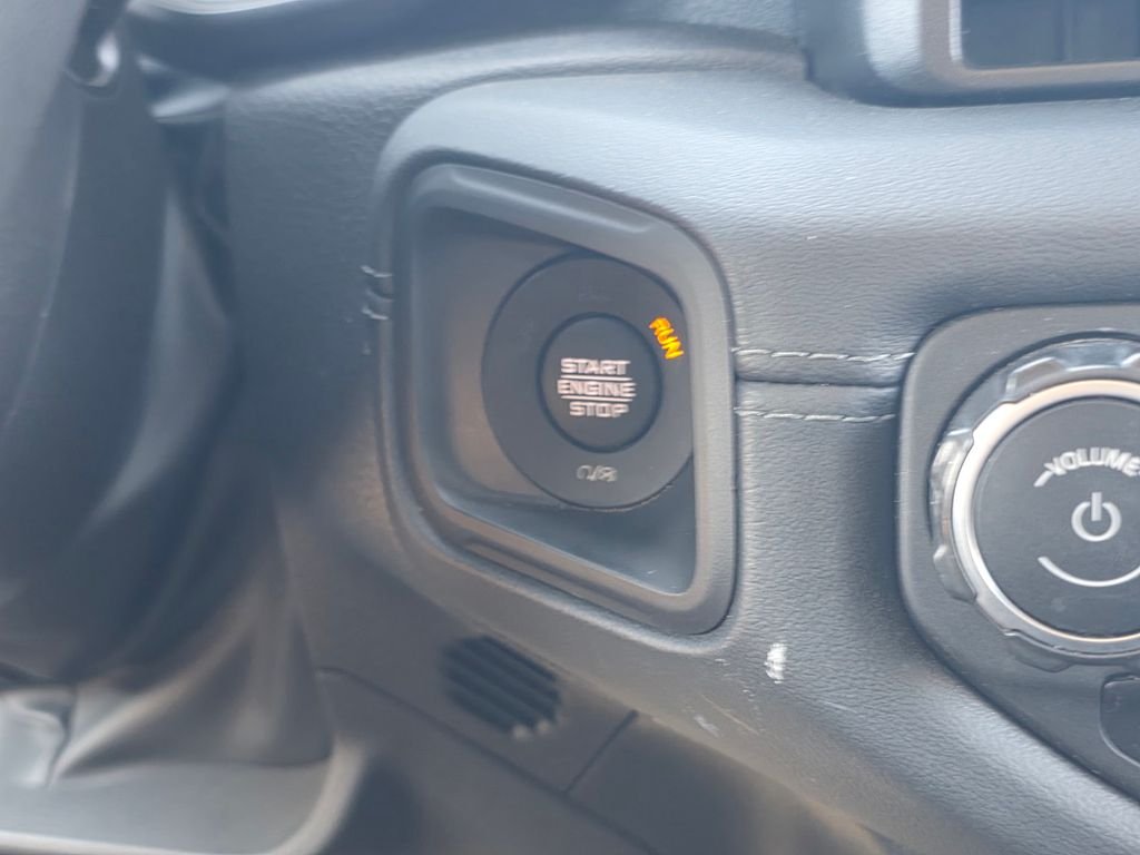 Used 2024 Silver Jeep Rubicon 4xe image 33