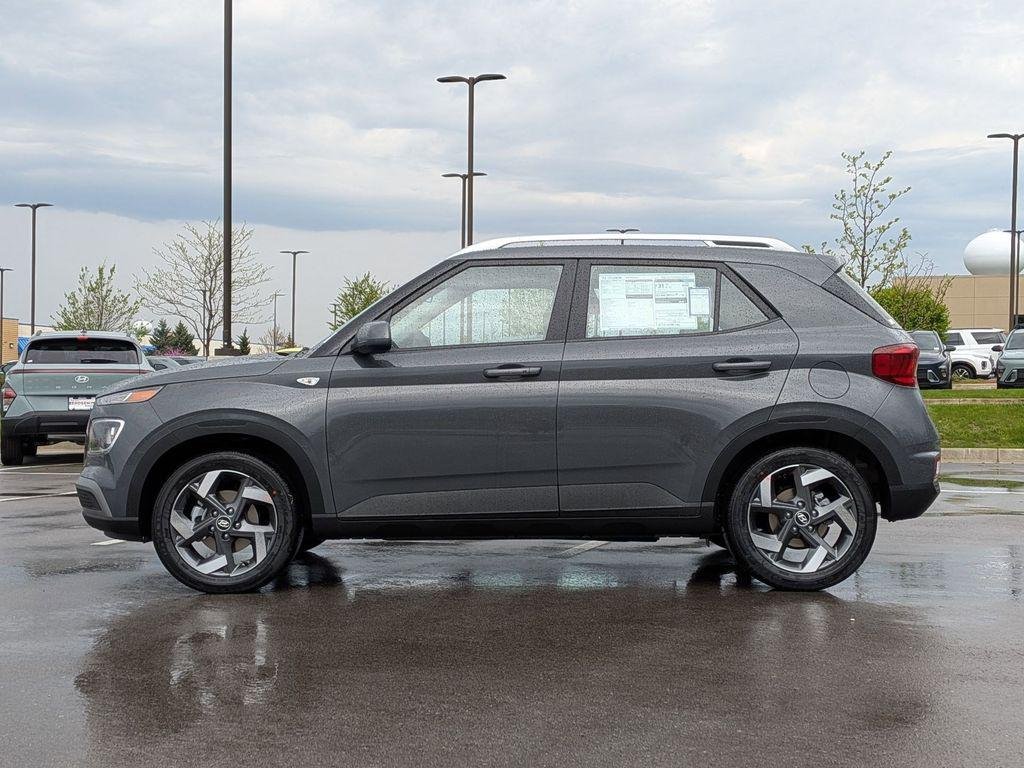 New 2026 Gray Hyundai SEL image 4