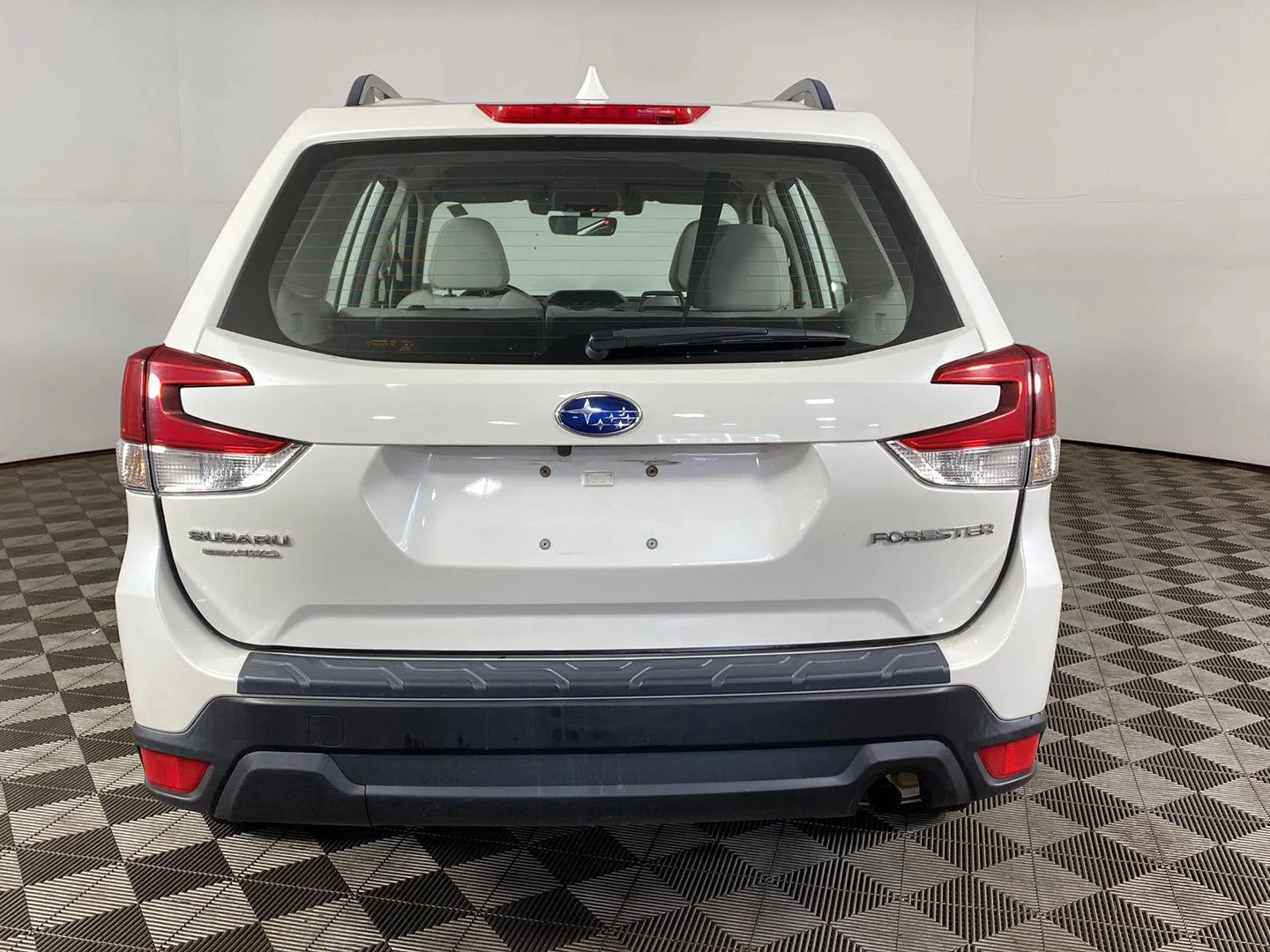 Used 2021 Crystal White Pearl Subaru Base image 6