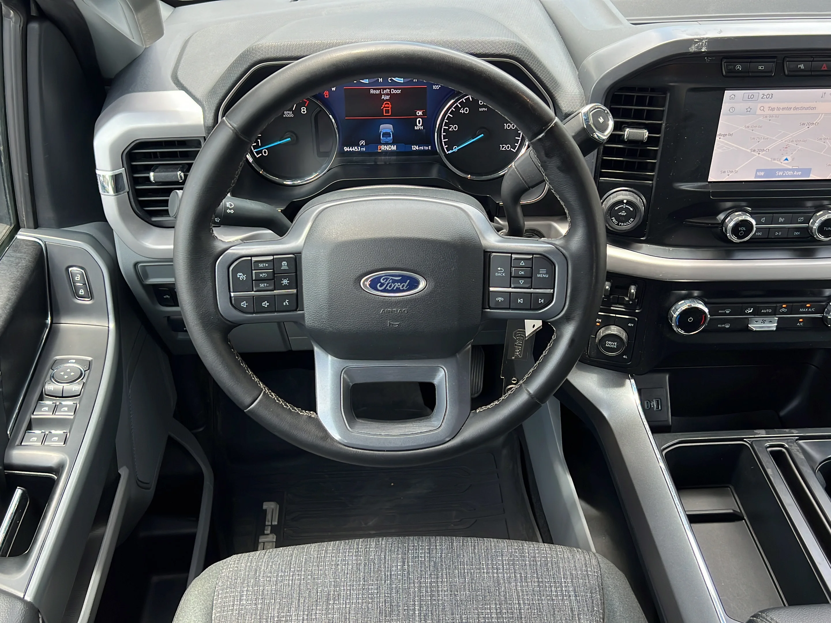 Used 2023 Oxford White Ford XLT image 12