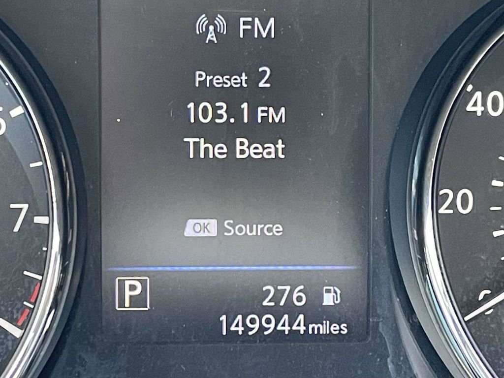Used 2020 Gray Nissan SV image 25