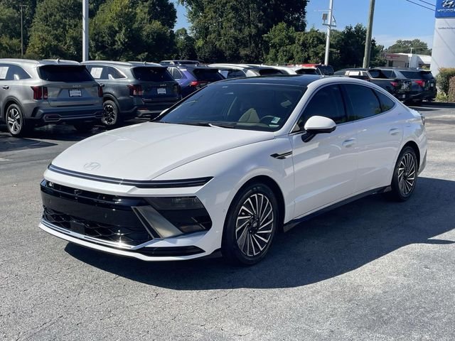 Certified Used 2026 White Hyundai Limited image 3