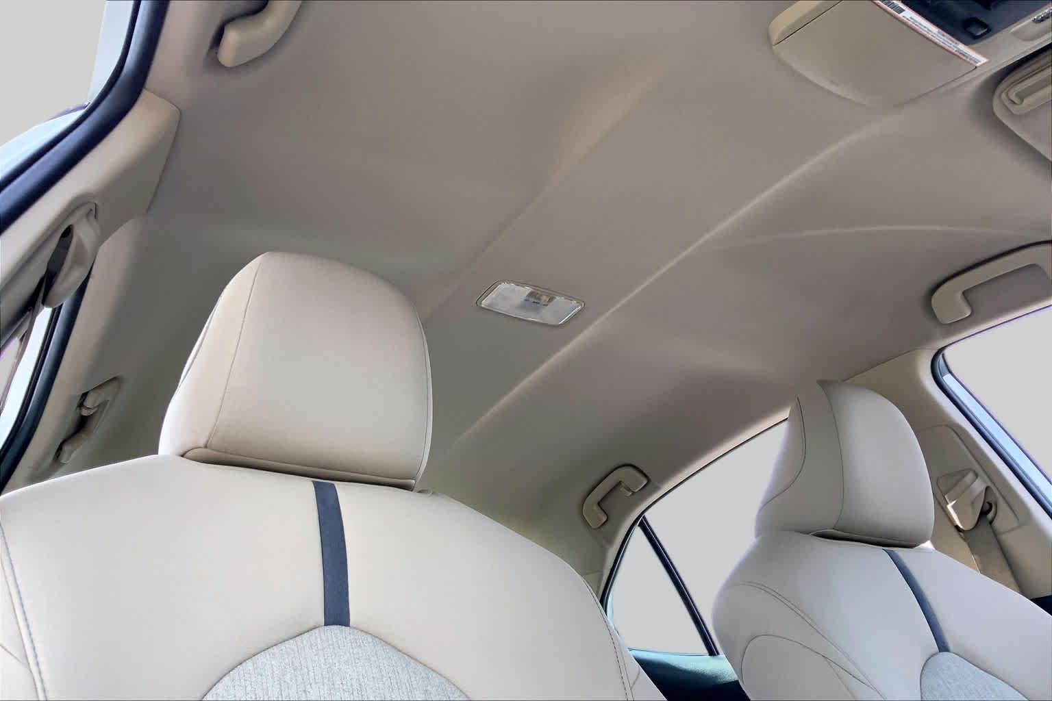 Used 2023 Ice Cap Toyota LE image 14