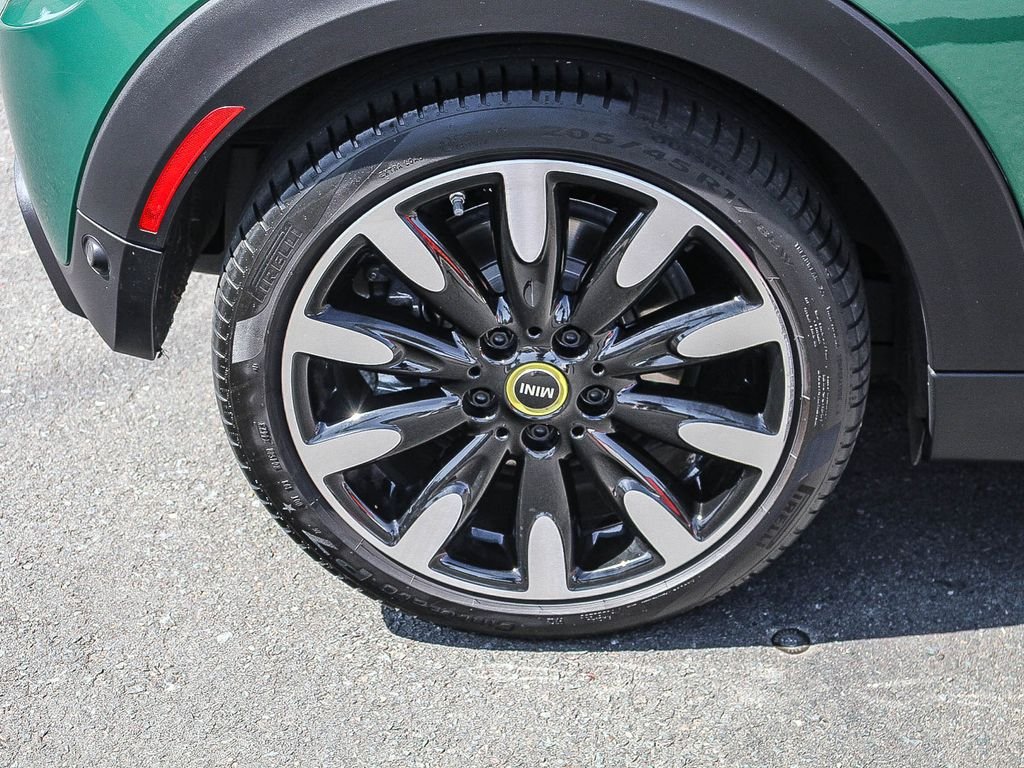 Used 2024 British Racing Green MINI Signature image 10