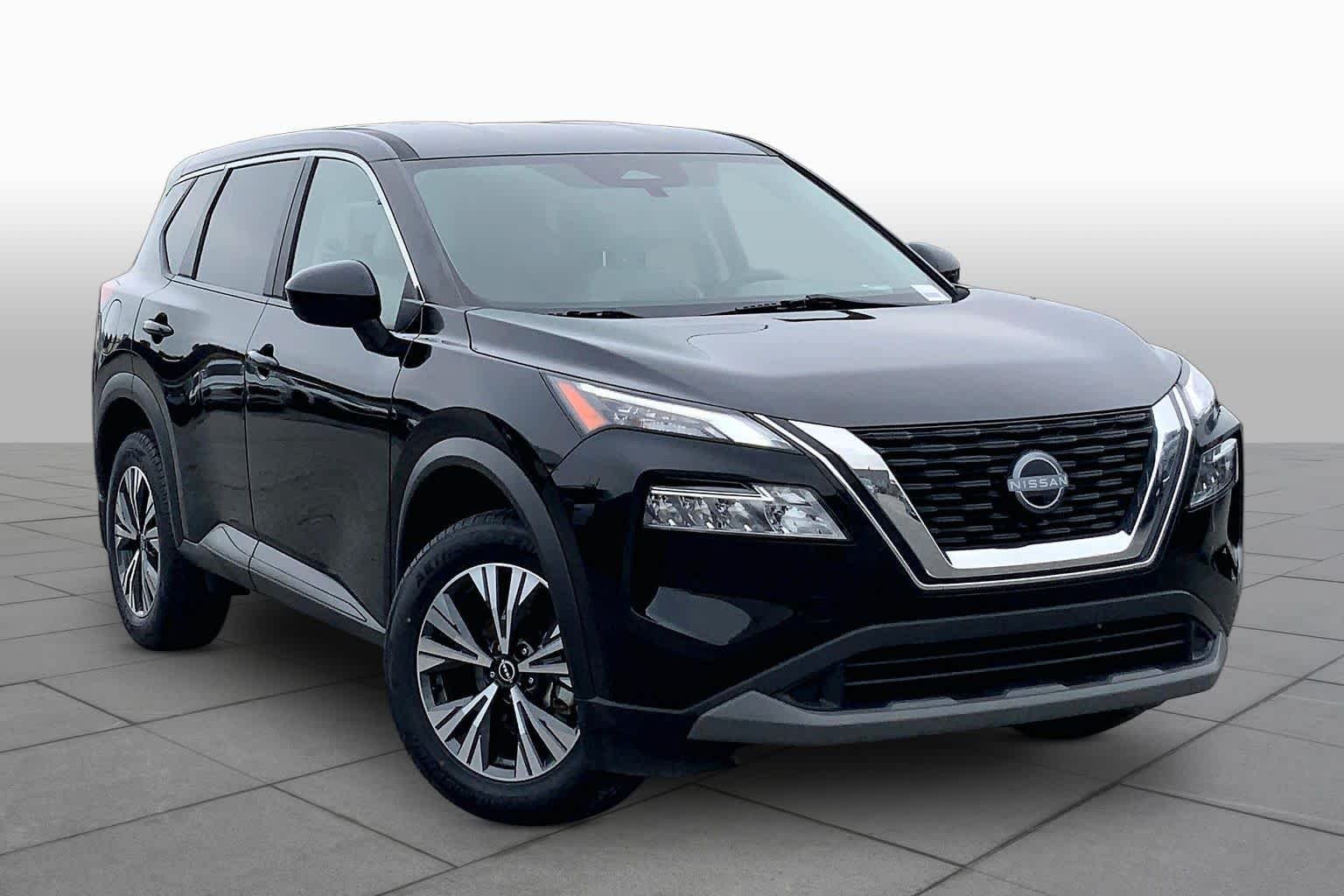 Used 2023 Black Nissan SV image 3