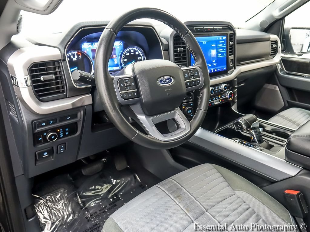 Used 2023 Yellow Ford XLT image 10