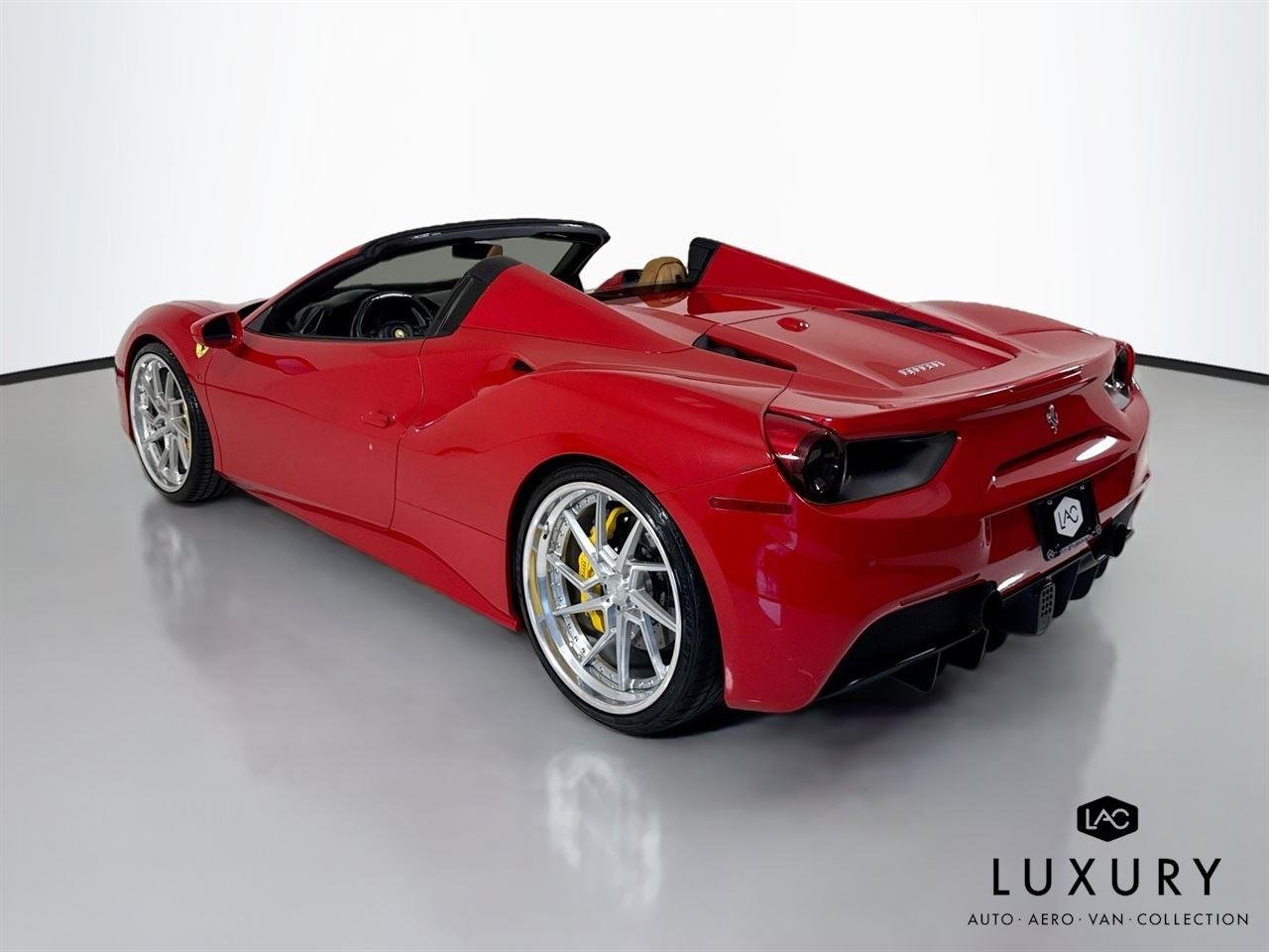 Used 2017 Rossa Corsa Ferrari  image 8