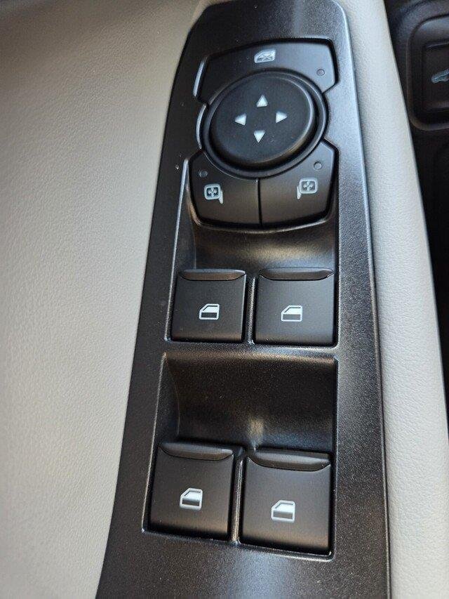 New 2027 Avalanche Gray Ford Active image 20