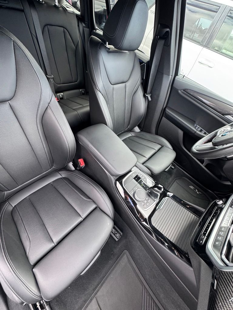 Used 2024 Brooklyn Gray Metallic BMW M40i image 20