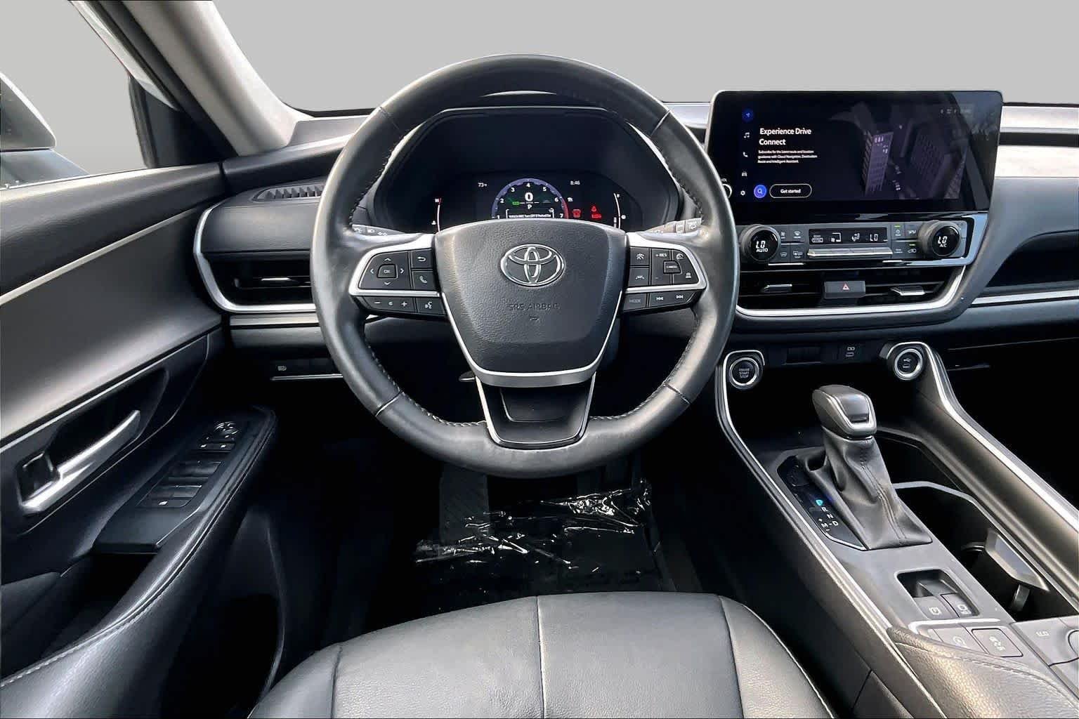 Used 2024 Wind Chill Pearl Toyota XLE image 6