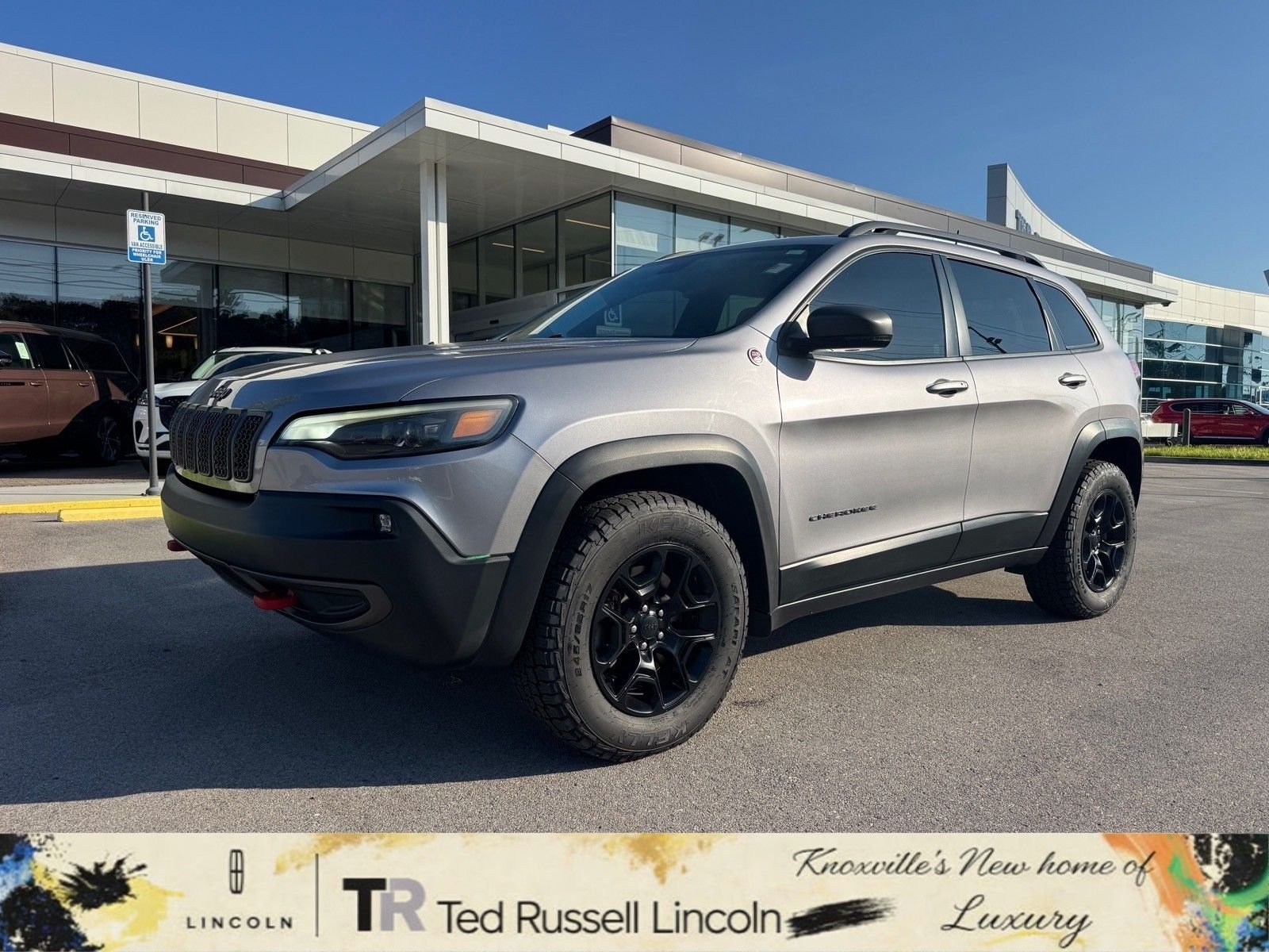 2019 Jeep Cherokee