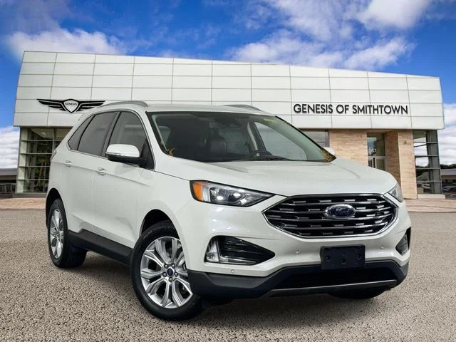2022 Ford Edge Titanium AWD's photo