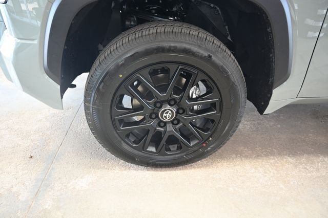 New 2026 Lunar Rock Toyota Tundra Limited image 34