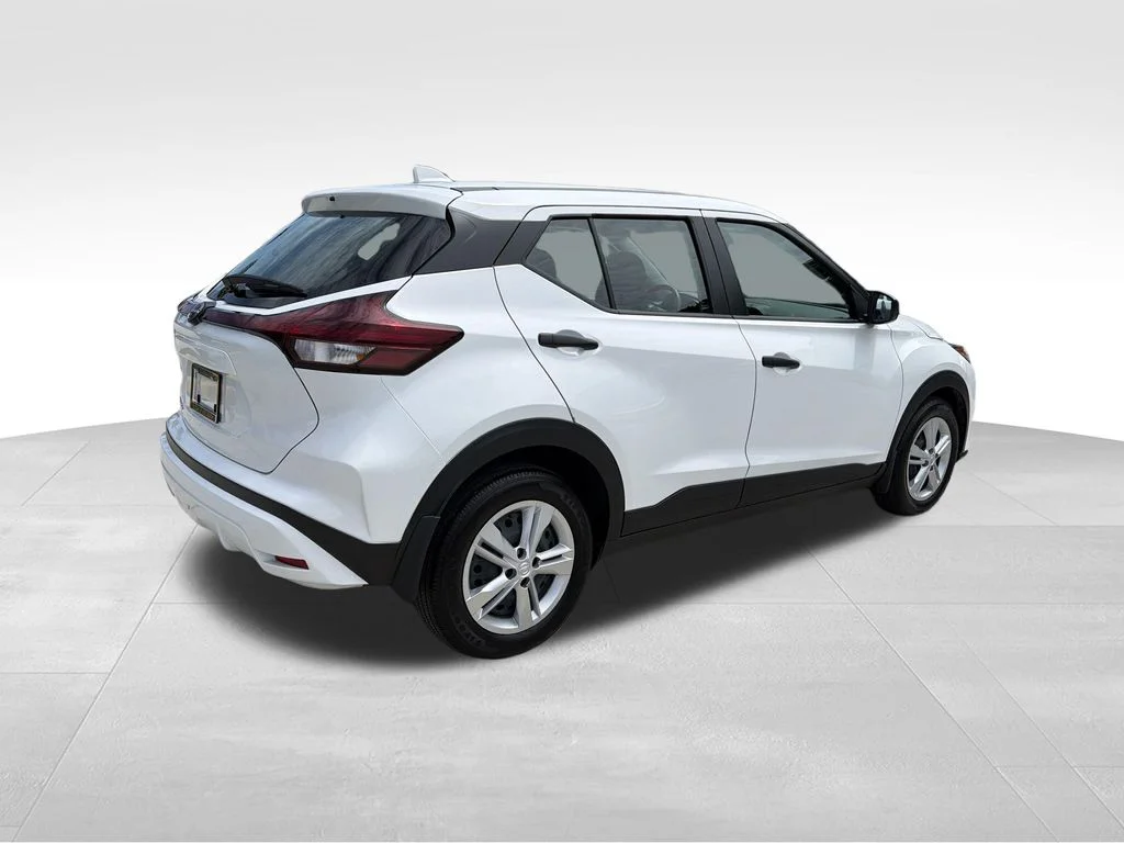 Certified Used 2025 White Nissan S image 8