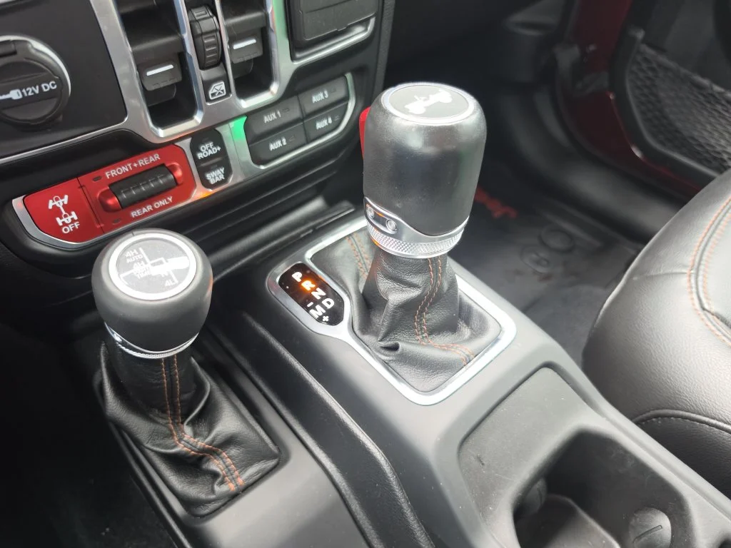 Used 2021 Snazzberry Pearlcoat Jeep Unlimited Rubicon 392 image 31