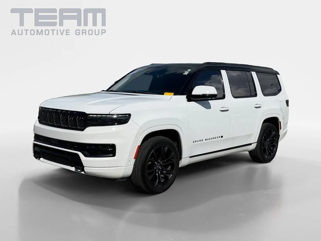 Used 2022 White Jeep Series II image 3