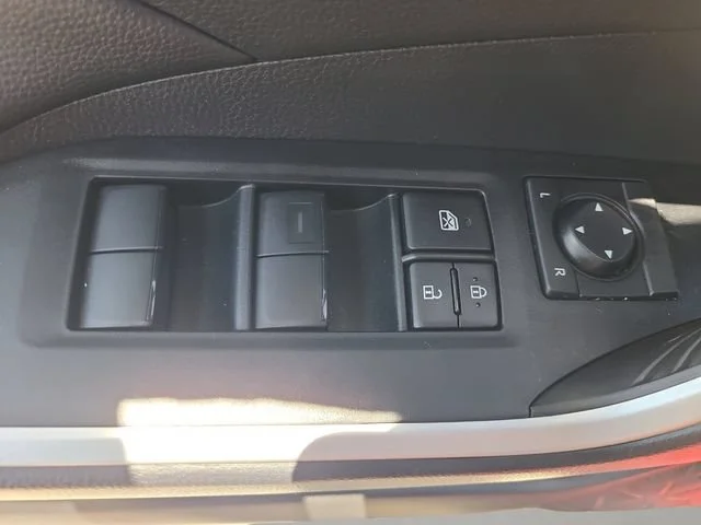 Used 2025  Toyota LE image 18
