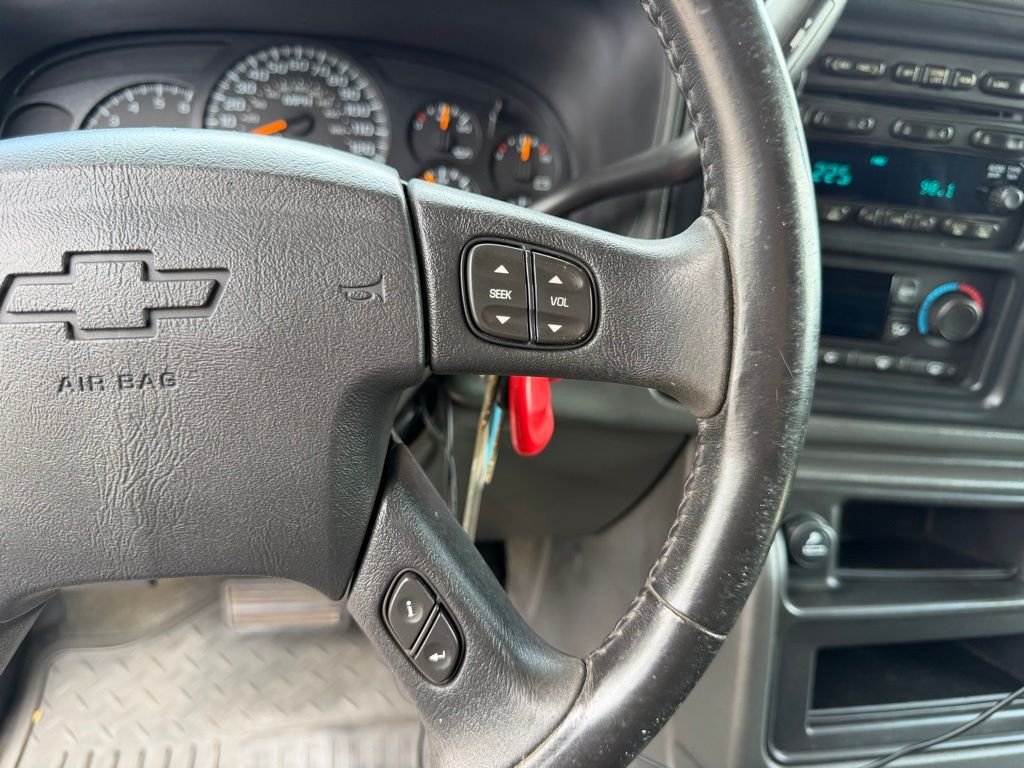 Used 2006 Blue Granite Metallic Chevrolet LT image 18