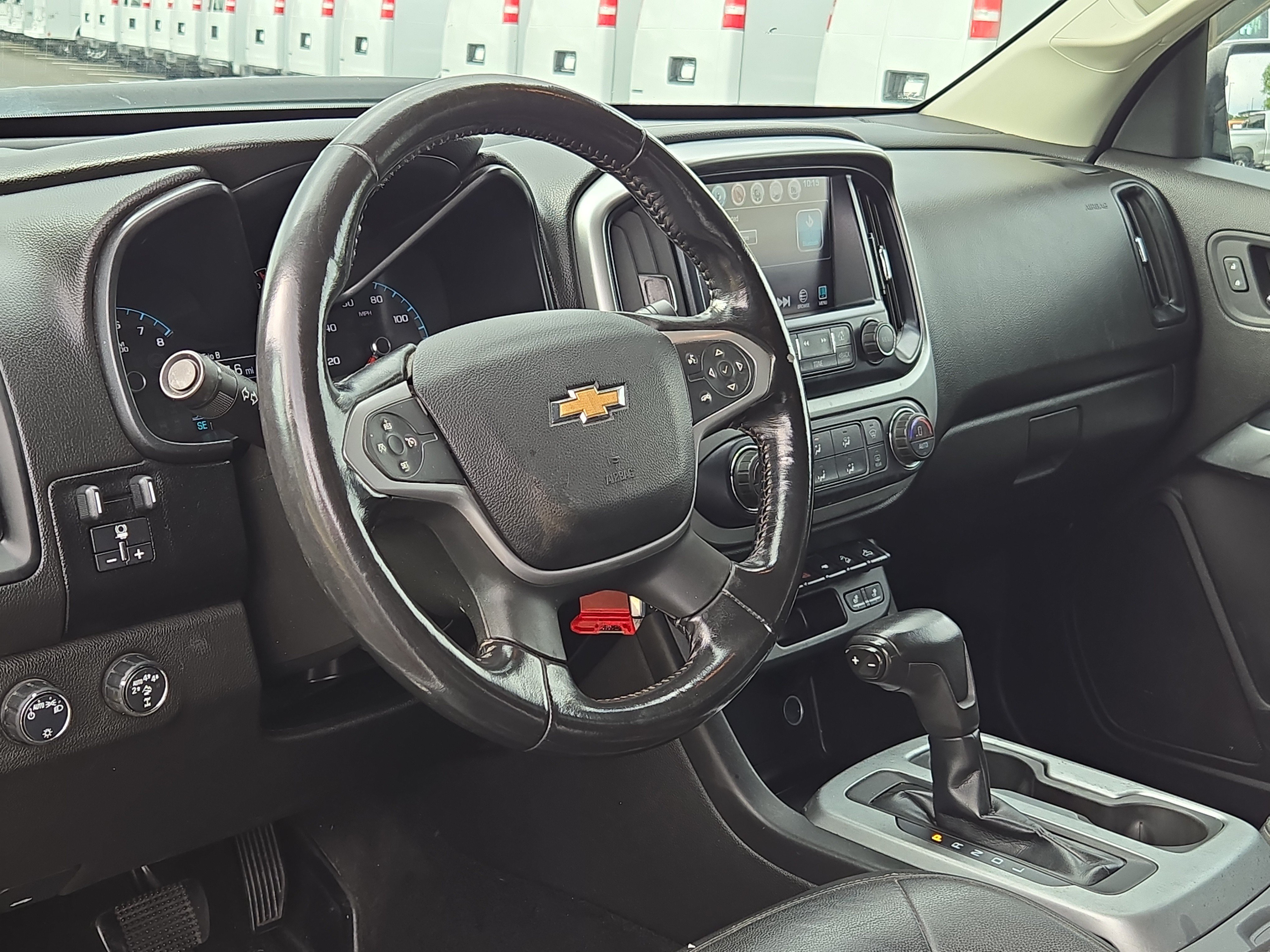 Used 2018 SUMMIT WHITE Chevrolet 4WD ZR2 image 17