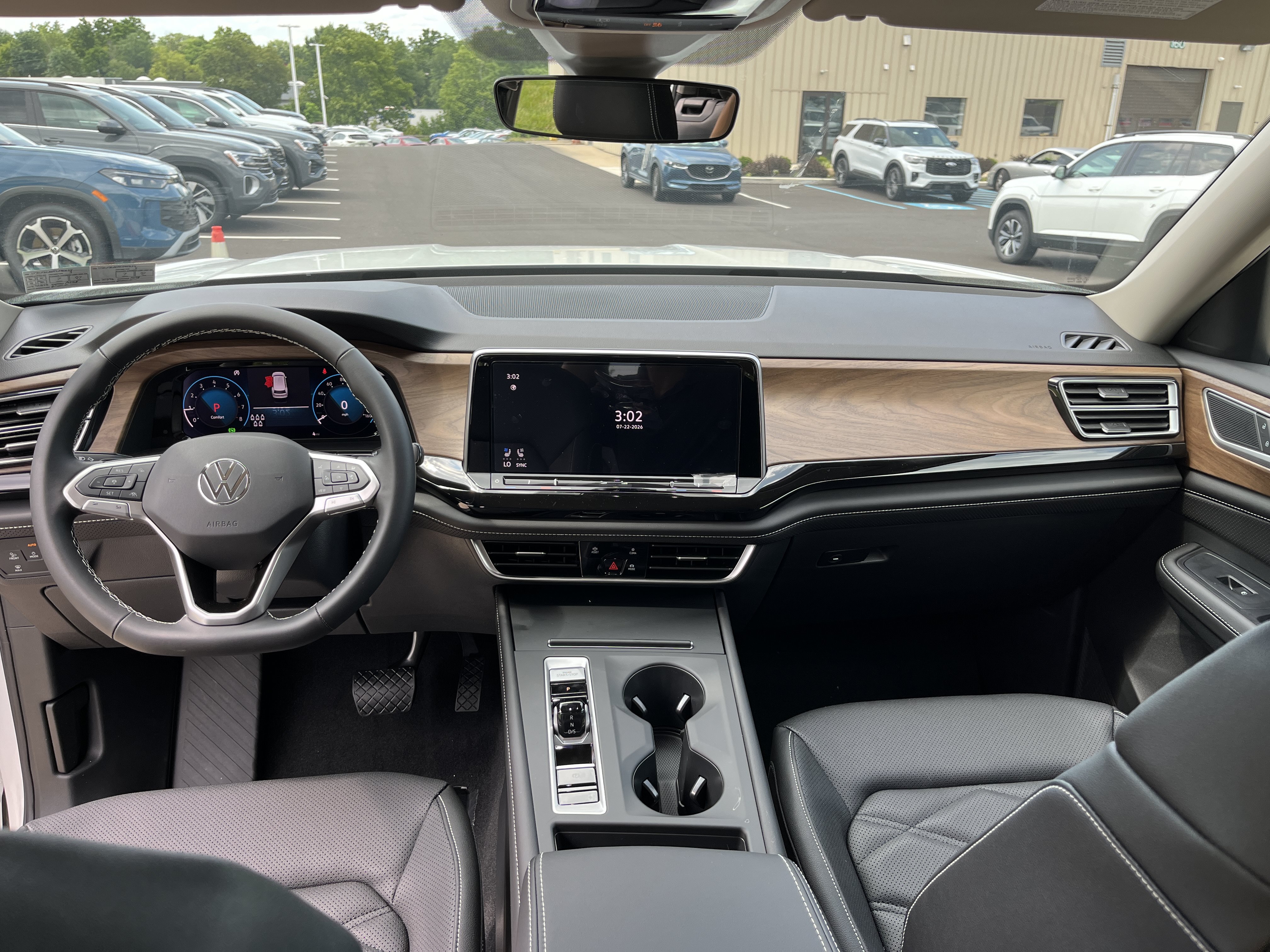 New 2026 Opal White Pearl Volkswagen 2.0T SE image 3