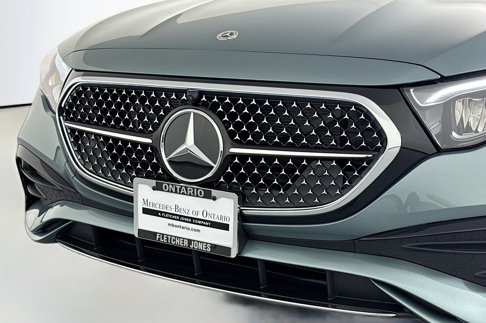 New 2026 Verde Silver Metallic Mercedes-Benz E 450 4MATIC® Sedan image 12