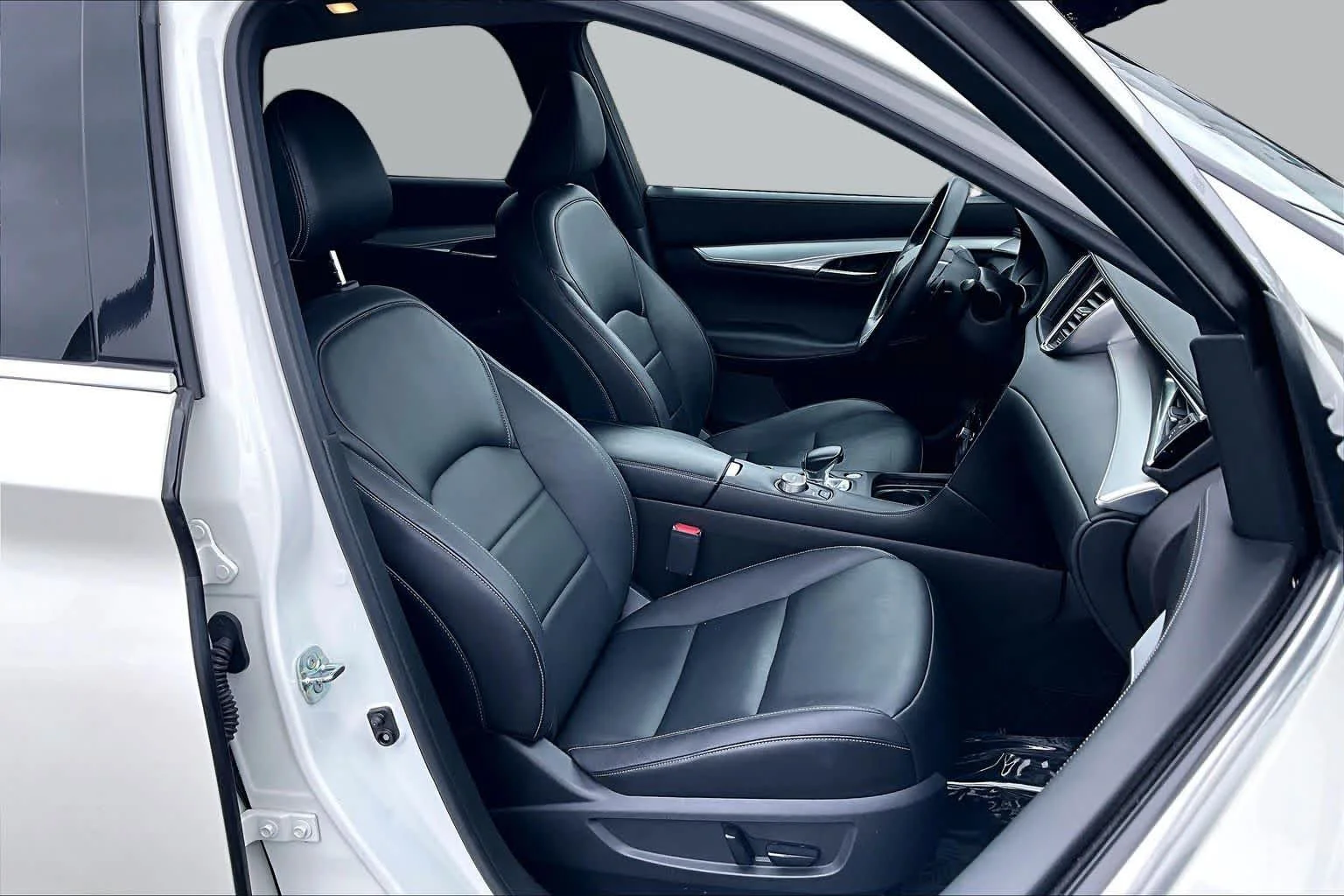 Pre-Owned 2021 INFINITI QX50 LUXE