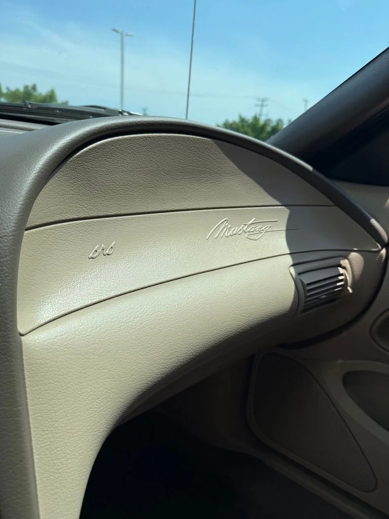 Used 2004 Red Ford GT image 12