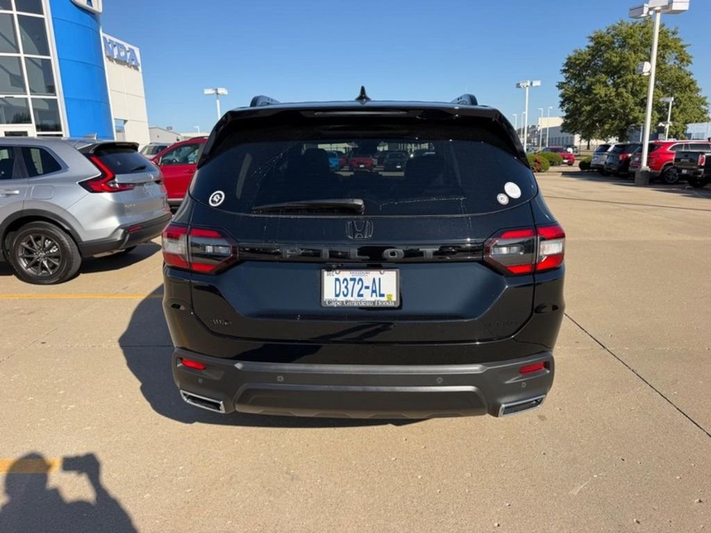 Used 2025 Crystal Black Pearl Honda AWD Elite image 3