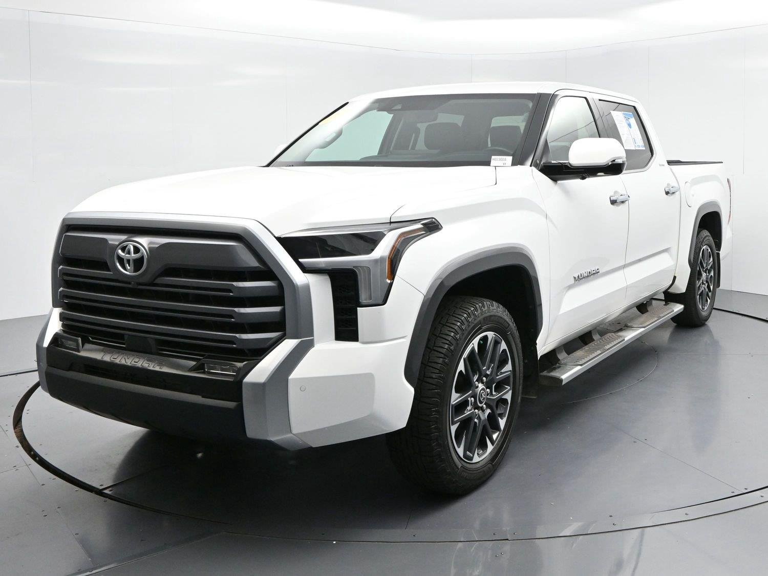 Used 2023 Ice Cap Toyota Limited image 3