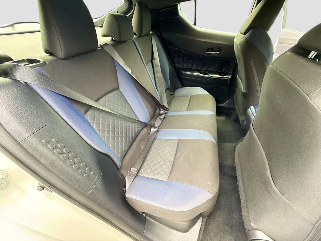 Used 2021 White Toyota XLE image 25