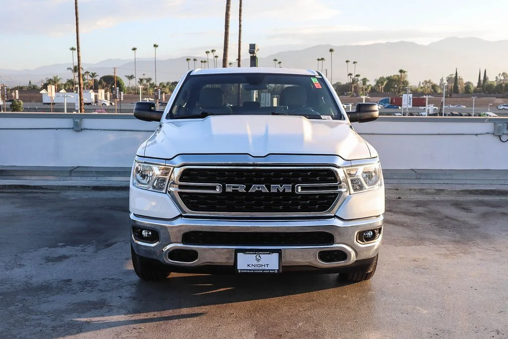 Used 2022 White Ram Big Horn/Lone Star image 3