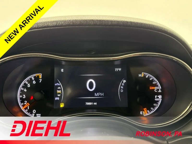 Used 2018 Black Jeep Overland image 30