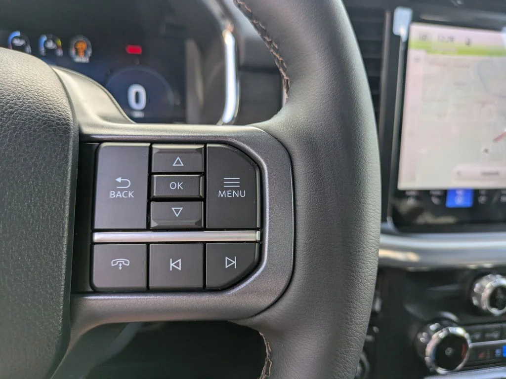 New 2026 Oxford White Ford Lariat image 32