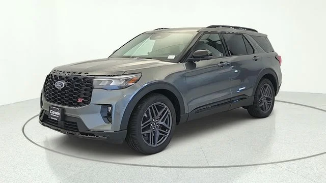 2026 Ford Explorer ST - Photo 29