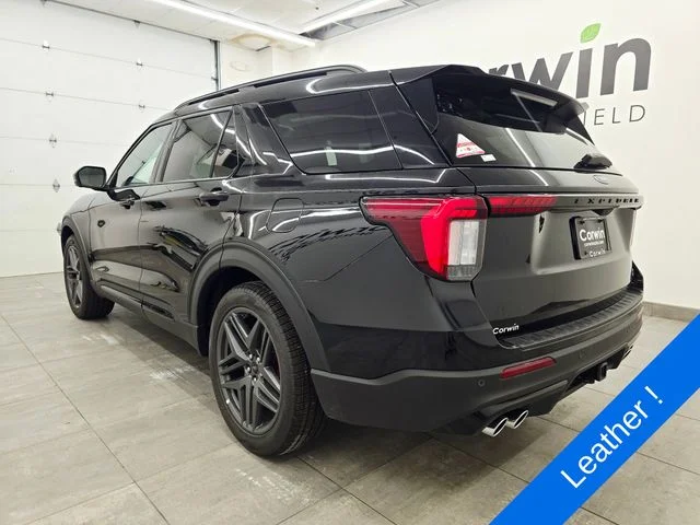 New 2026 Agate Black Metallic Ford ST image 3