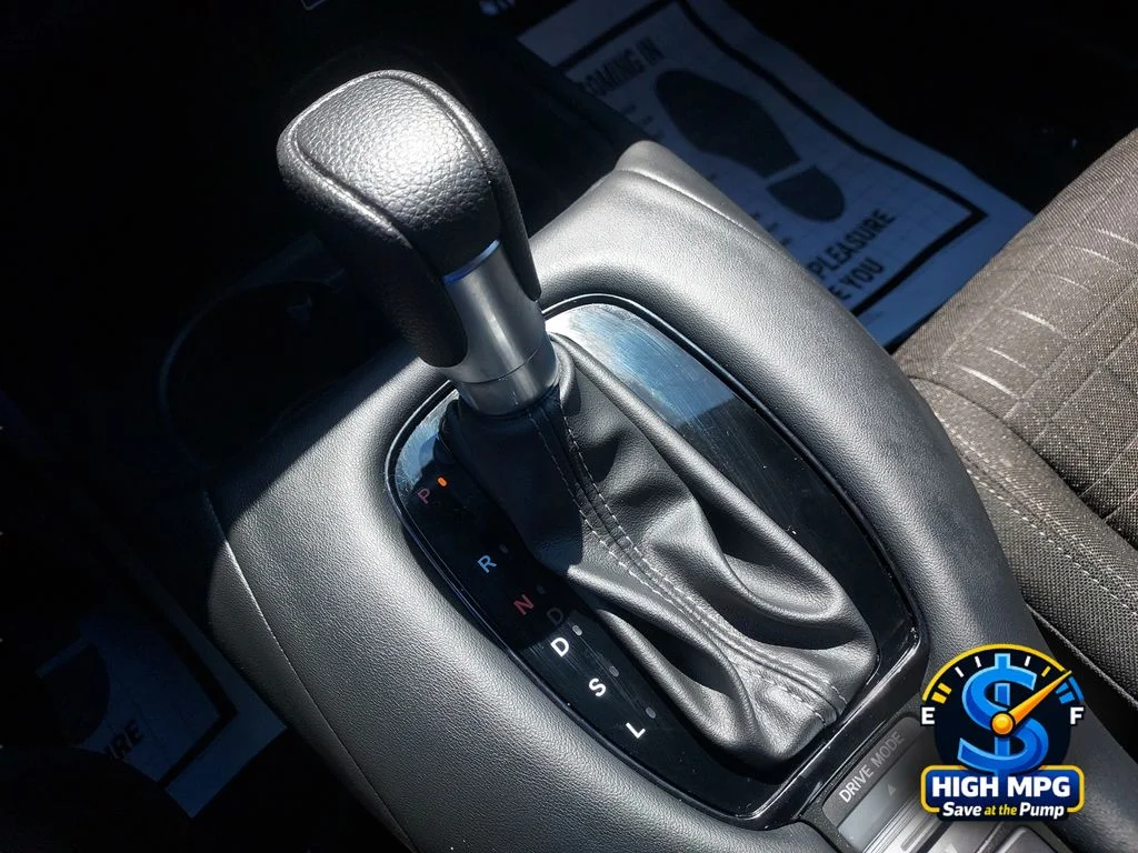 Used 2024 Silver Honda LX image 10